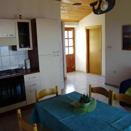 Apartment Ana Mit Grosser Terrasse